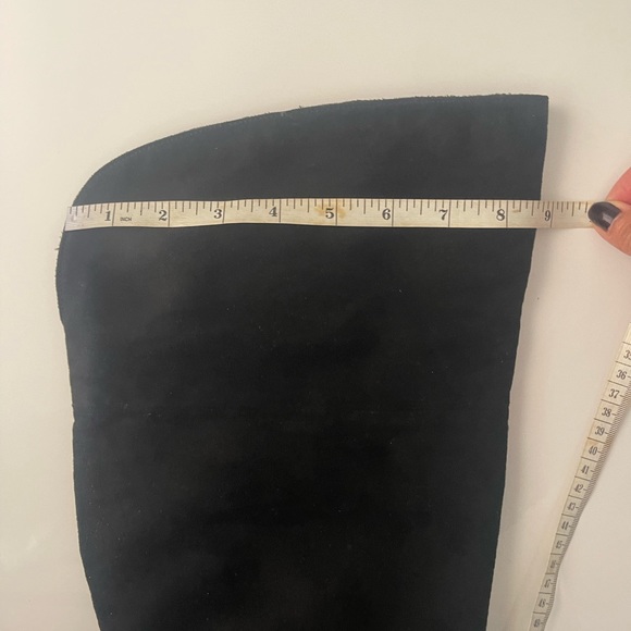 Over the knee black suede boots - Picture 5 of 7